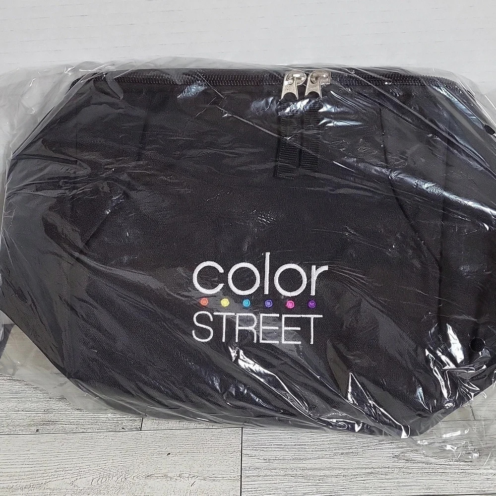 Color Street‎ Lunch Bag New Unopened Black with Logo
